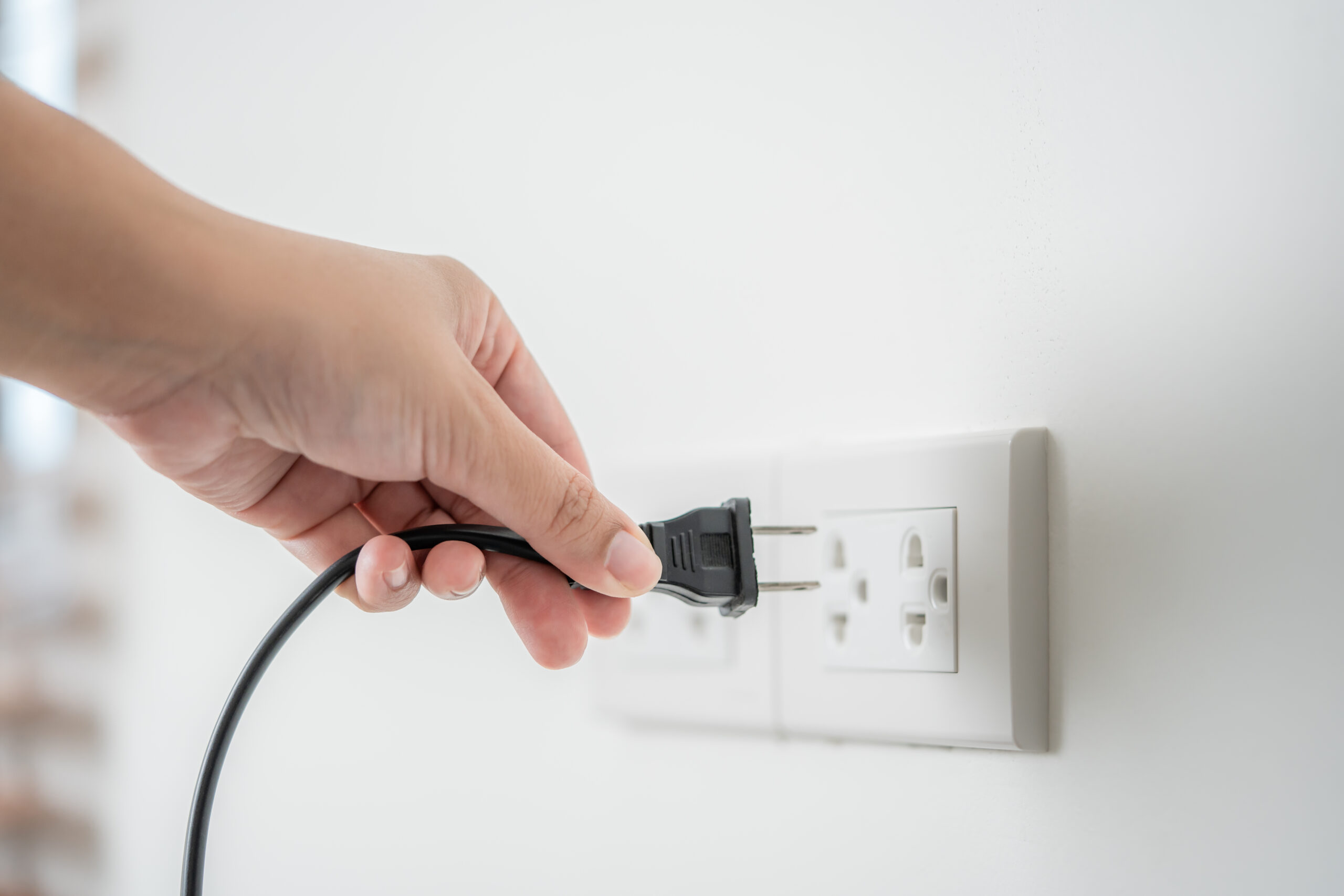 Electrical Wiring Woes: Uncovering the Dangers of Faulty Wiring in Homes